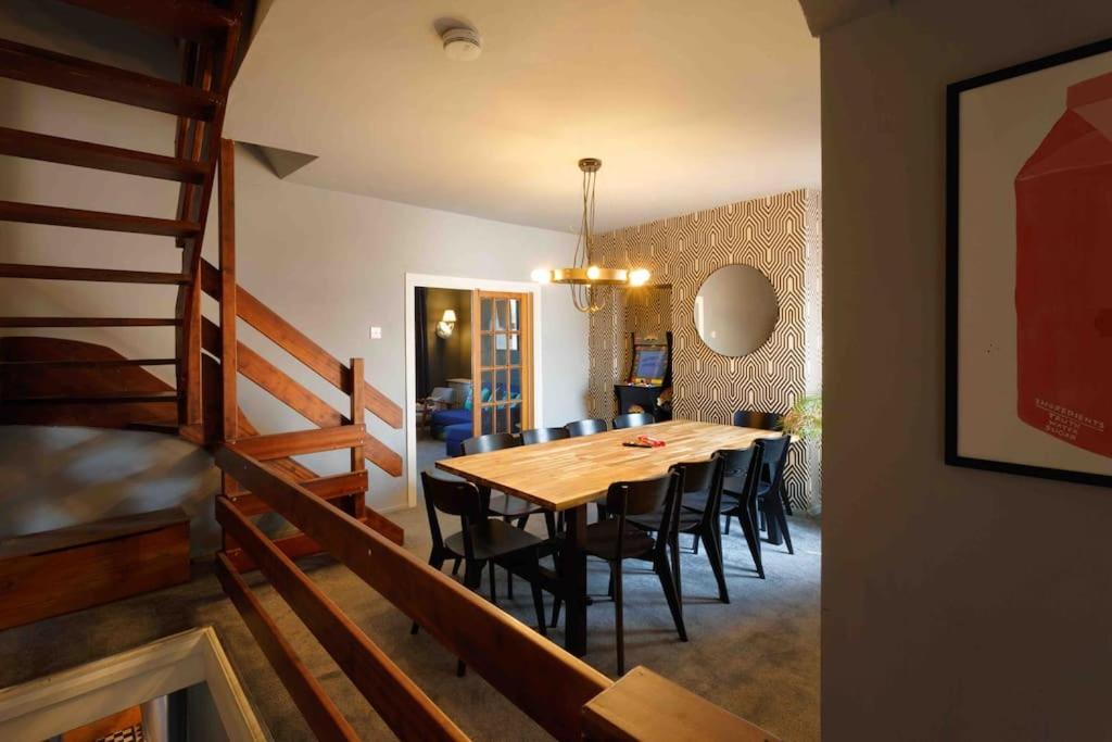 Chester/Handbridge Sleeps 9 + Netflix Hough Green Luaran gambar